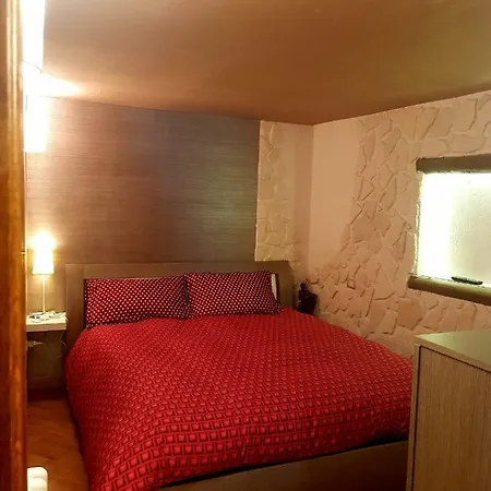 Casa vacanze Ciliegina, Deliziosa Casa In Pieno Centro Storico Rivisondoli